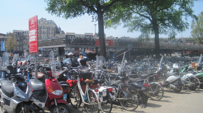 Amsterdam/Berlin